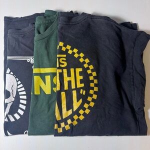 Vans large tee shirts bundle